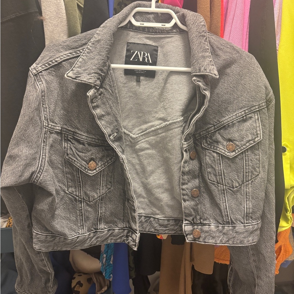 Zara Charcoal Cropped Denim Jacket